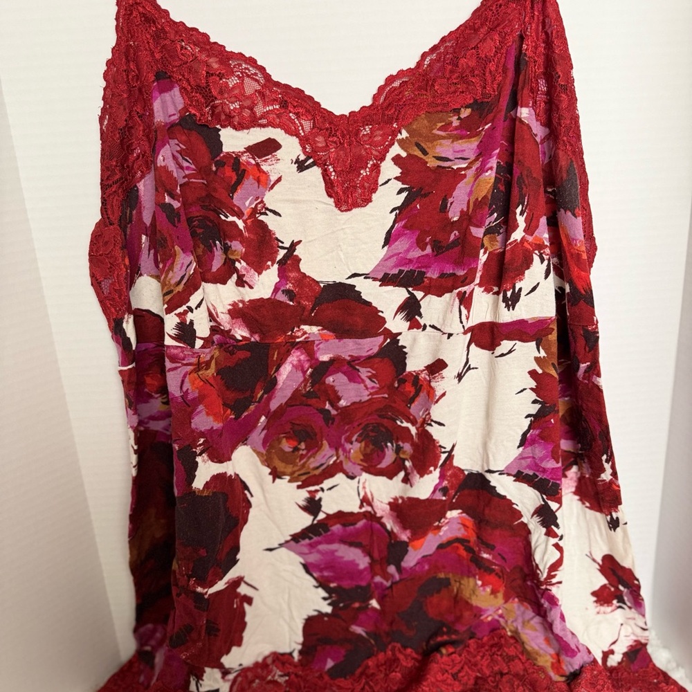 Floral Lace Trim Camisole